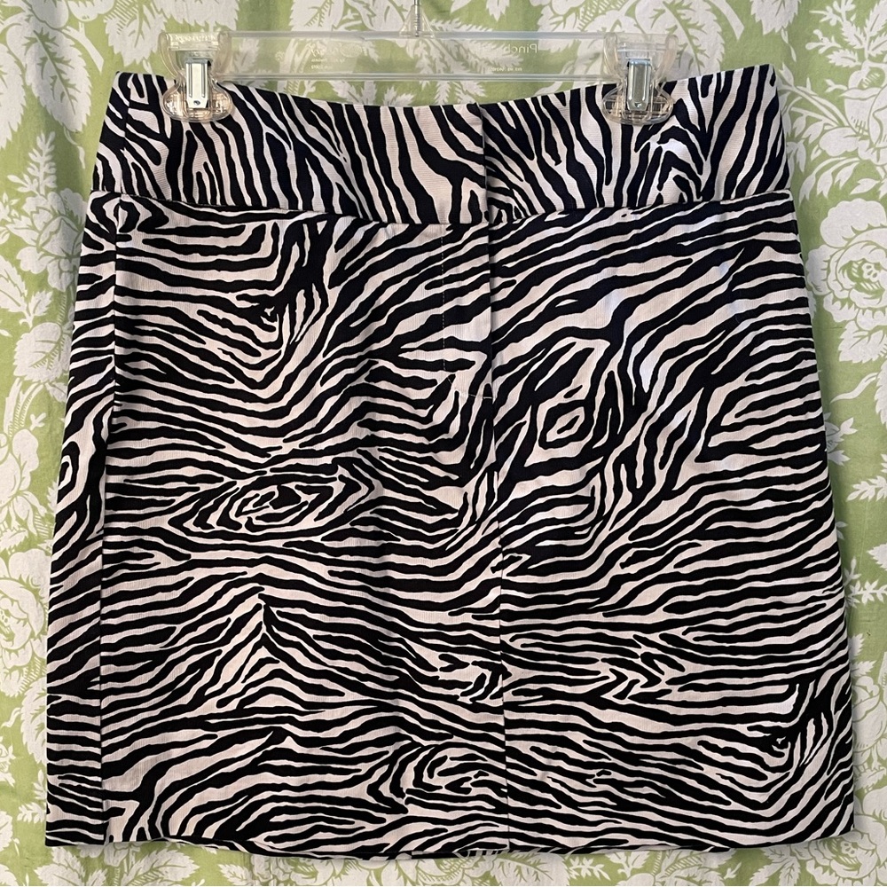 🏝️Big $8 Sale!🏝️Bandolino Zebra Skirt